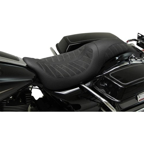 Mustang Kodlin Solo Seat - FL (Black) 76292