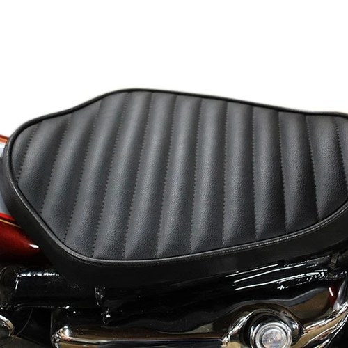 Bates Solo Seat Tuck and Roll Style Black for Harley-Davidson