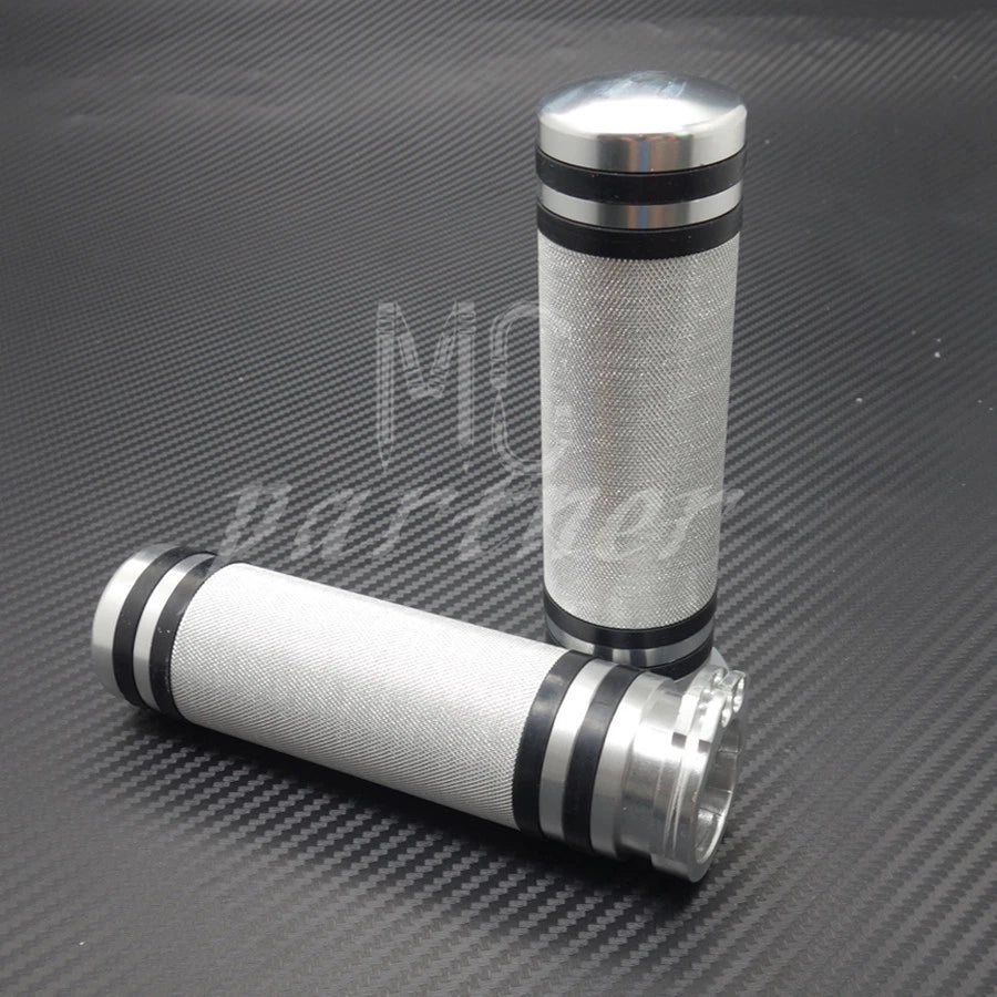 1" Silver CNC Knurled Handlebar Hand Grips For Harley Touring Softail XL883 1200