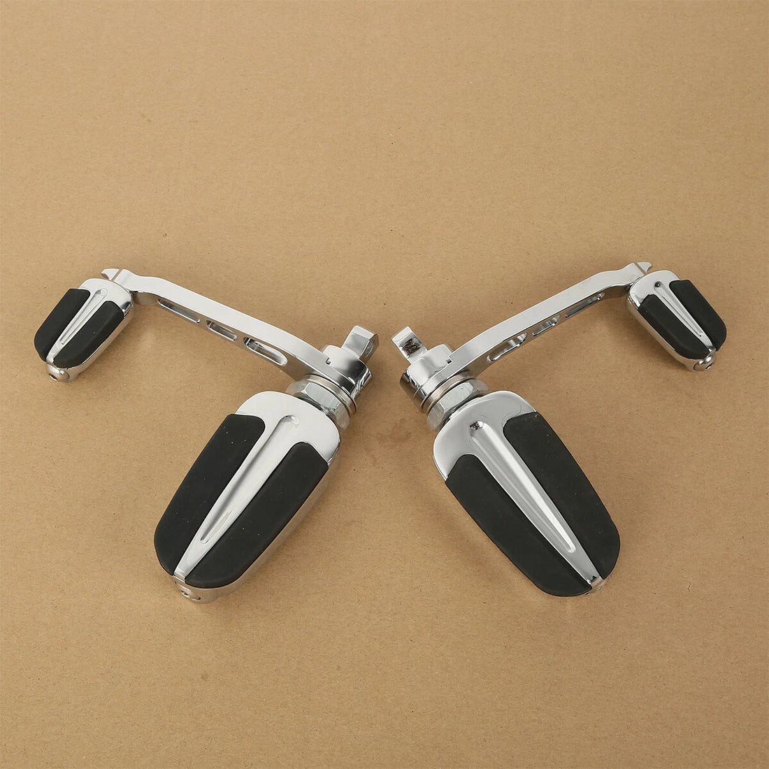 Slipstream Male Mount Foot Pegs Heel Rest Fit For Harley Dyna Fxdf Fat Bob Fxdc