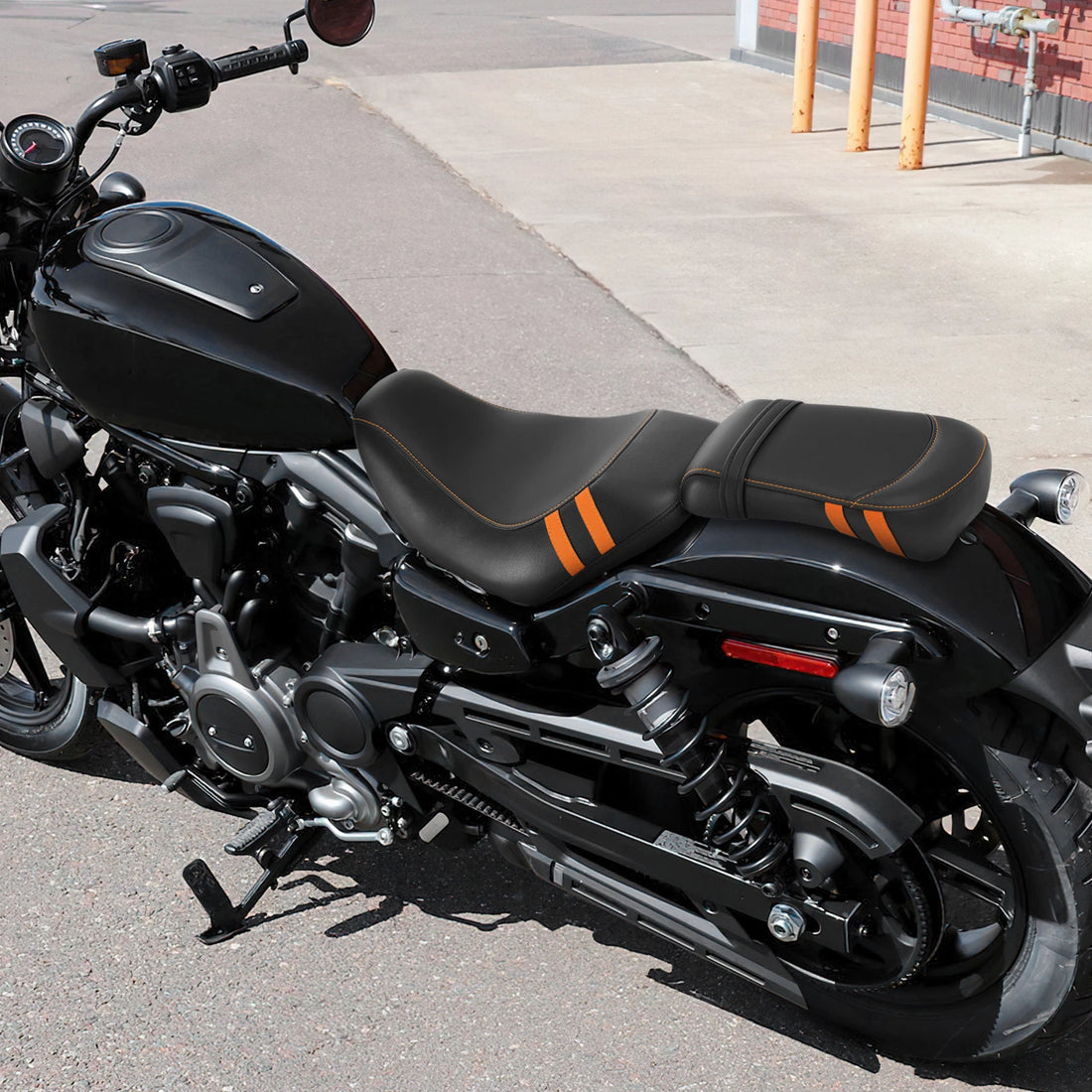 Front & Rear Seat Fit For Harley Nightster RH975 RH975S 2022-2025