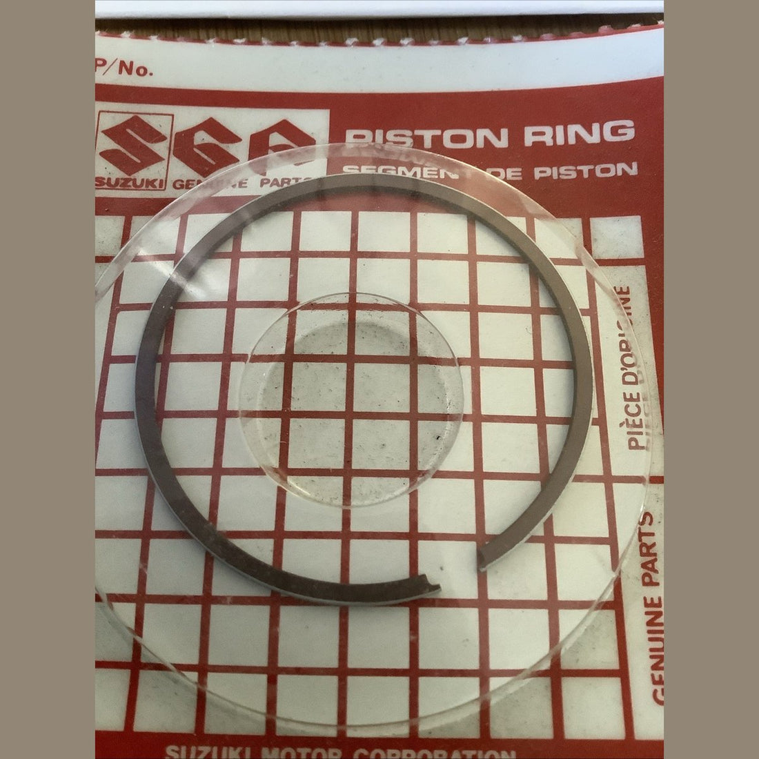 Suzuki Piston Kit 12141-03B00