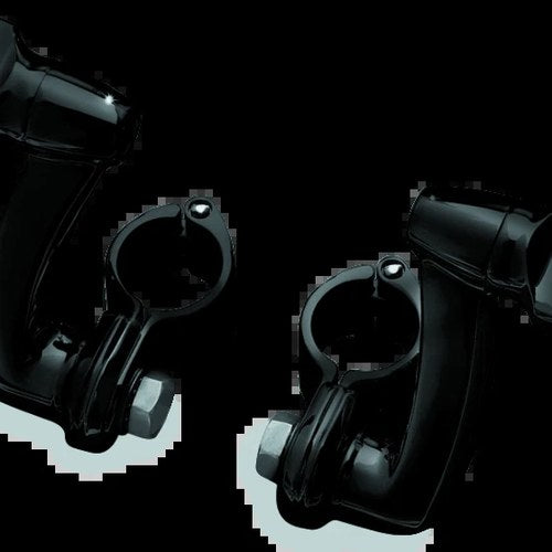 Kuryakyn Longhorn Offset Peg Mounts With 1-1/4inch Clamp Black