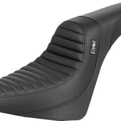 Saddlemen Thrashin' Pro Series Tuck-N-Roll Seat TS81830T Harley Davidson Softail