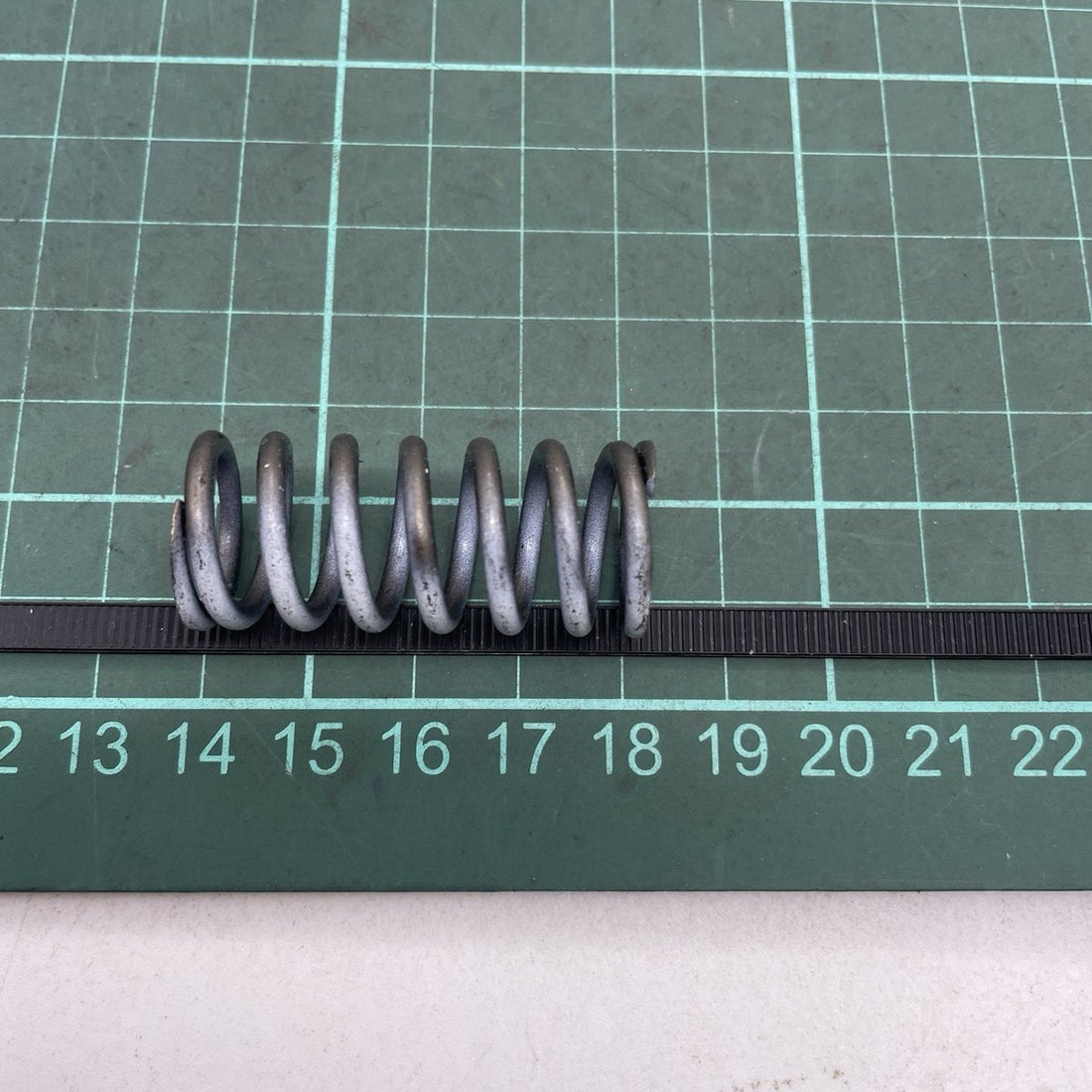 Clutch Spring, image 1 of 4