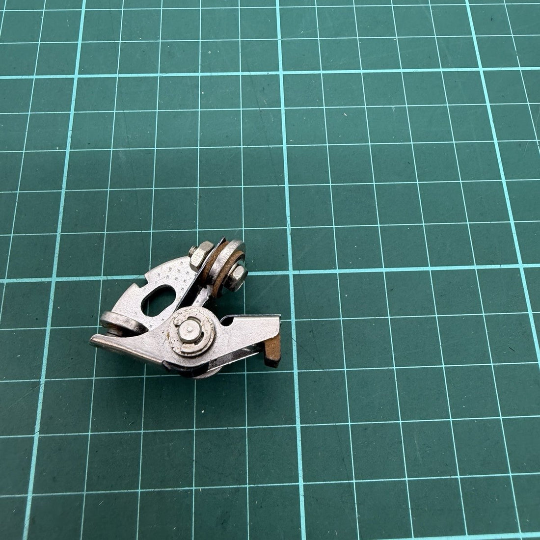 Honda Contact Points, image 1 of 4