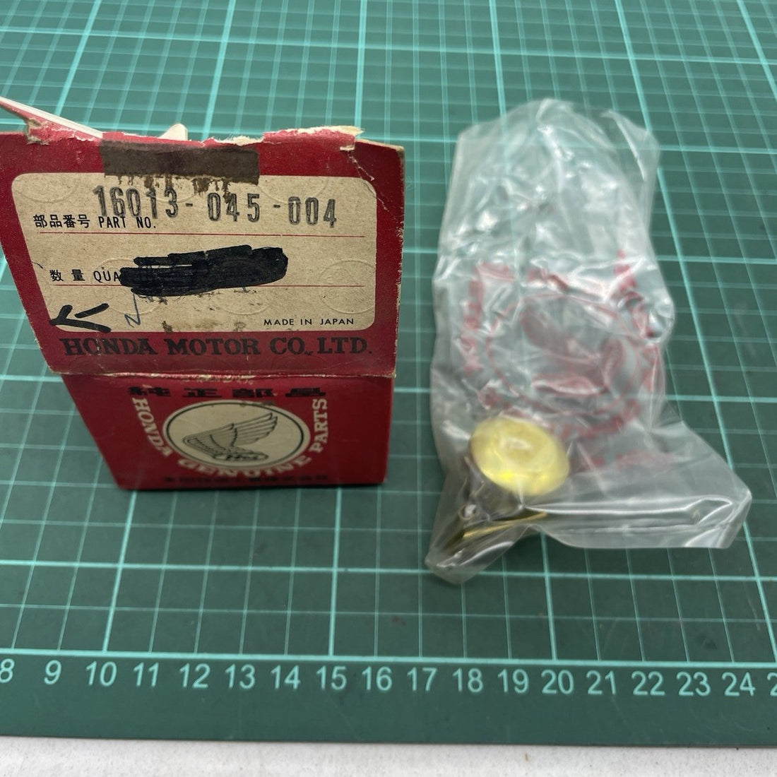Honda Carburetor Float, image 1 of 4