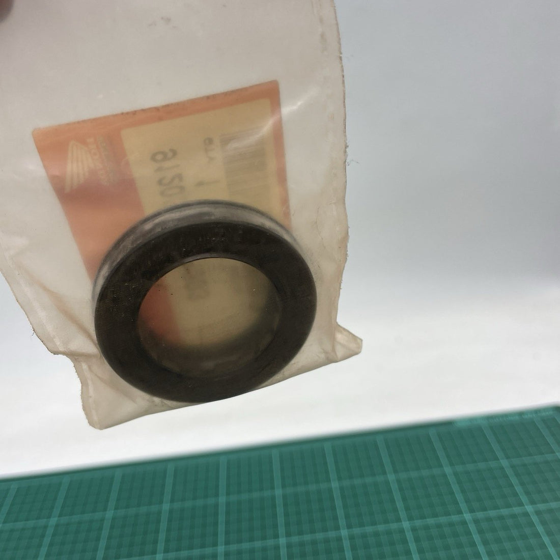 Honda Oil Seal, image 1 of 4