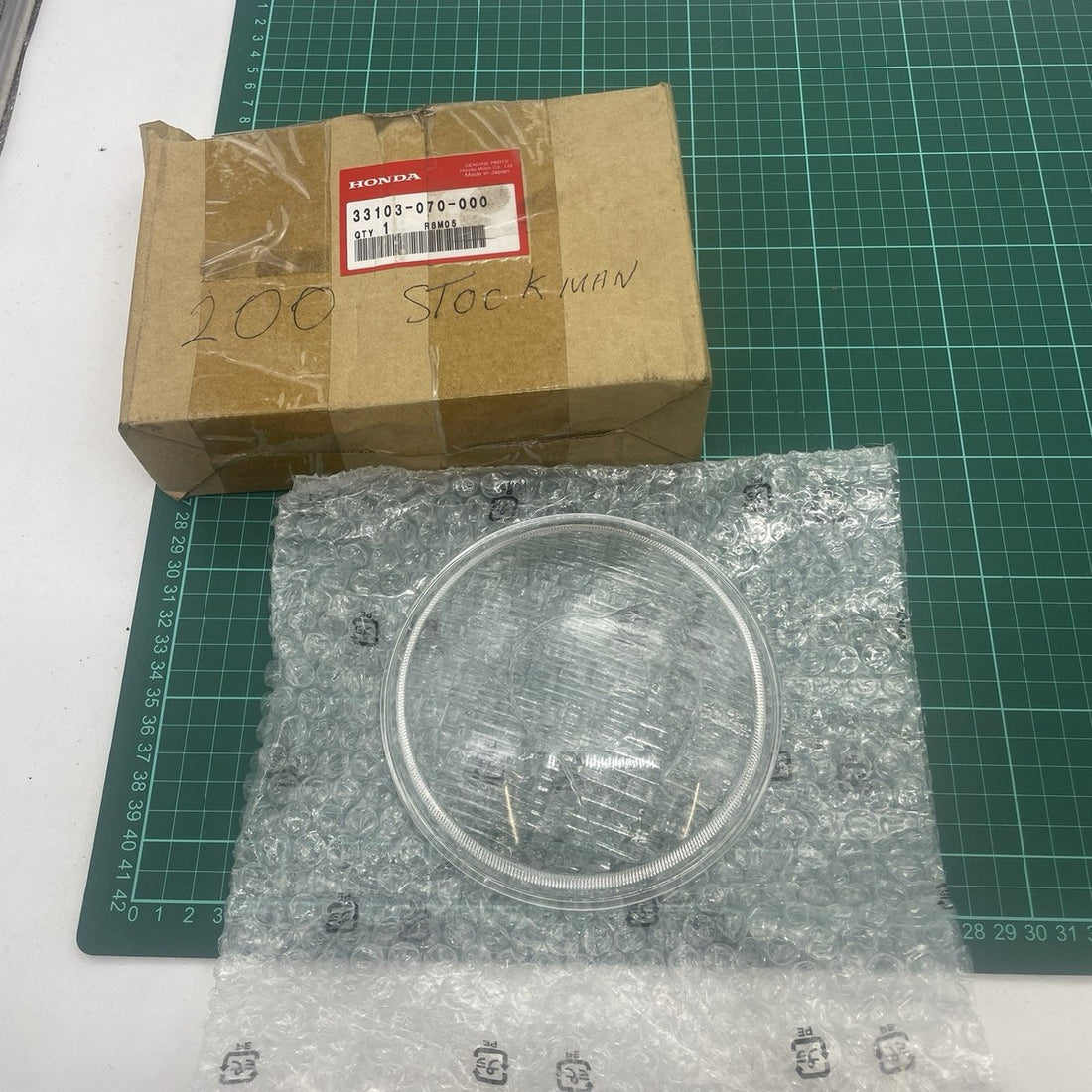 Honda Headlight Assembly, image 1 of 4