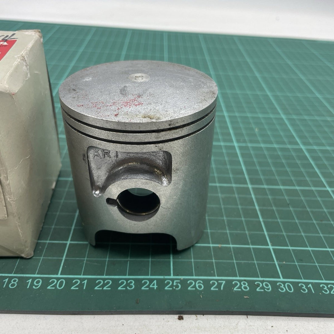 Honda Piston Kit, image 1 of 4