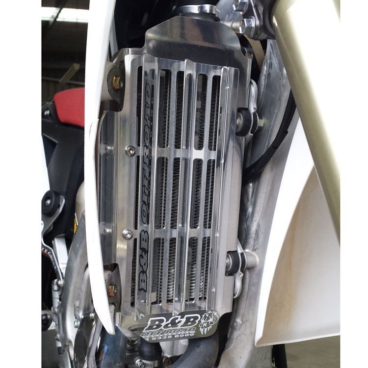 Radiator Guard Y31-19, image 1 of 3