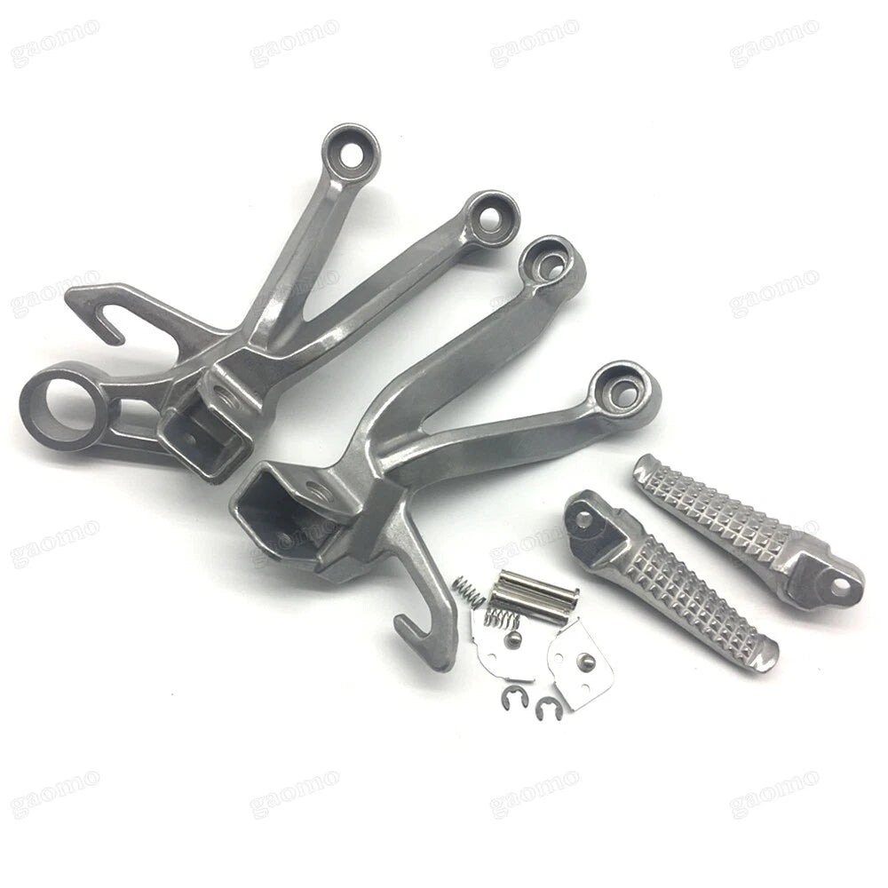 Suzuki GSXR1000 K3 Silver Rear Passenger Foot Pegs Bracket Fit For 2003-2004