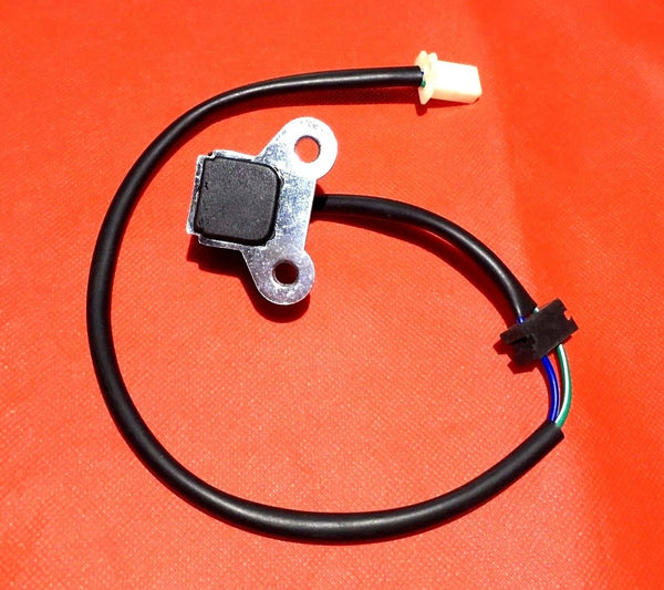 Pick UP Coil Stator Pulser Generator For Honda Helix CN250 CN 250 Assembly New
