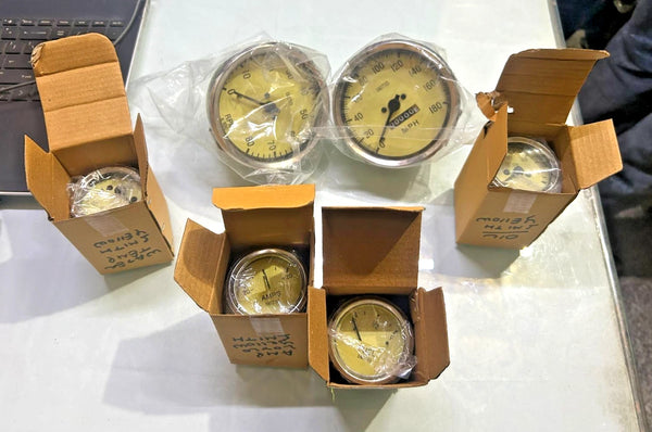 Smiths Replica Kit- Elec Temp + Oil + Fuel + Amp Gauge+CW Speedo +Tacho 100 mm