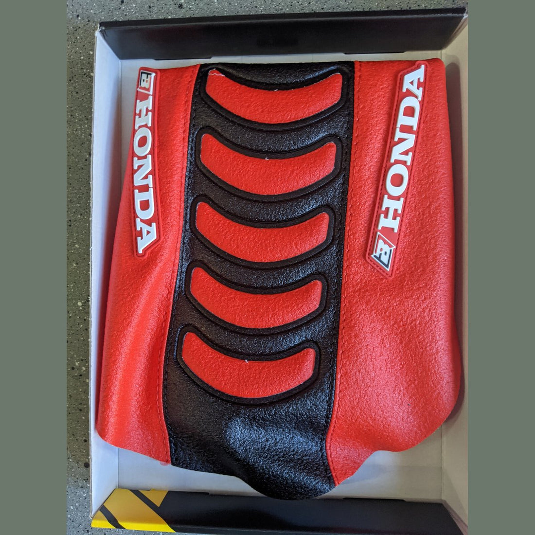 Seat Cover CMSB1149H, image 1 of 3