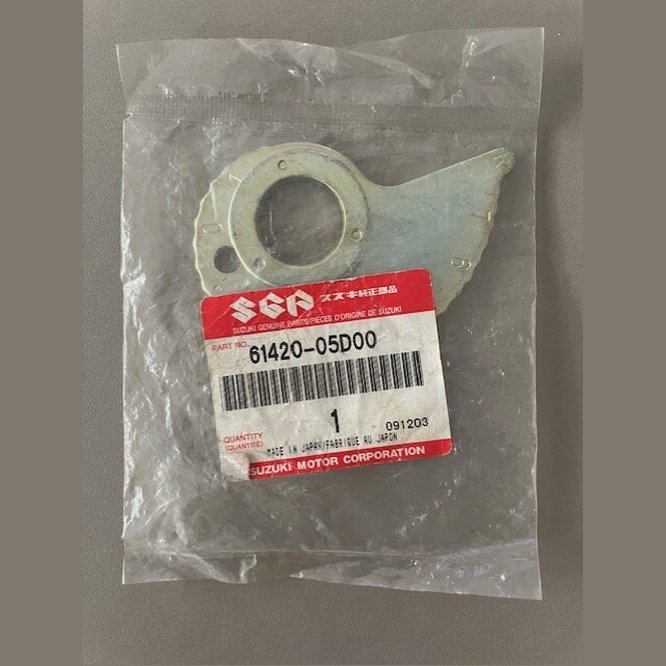 Suzuki Chain Adjuster 61420-05D00, image 1 of 4