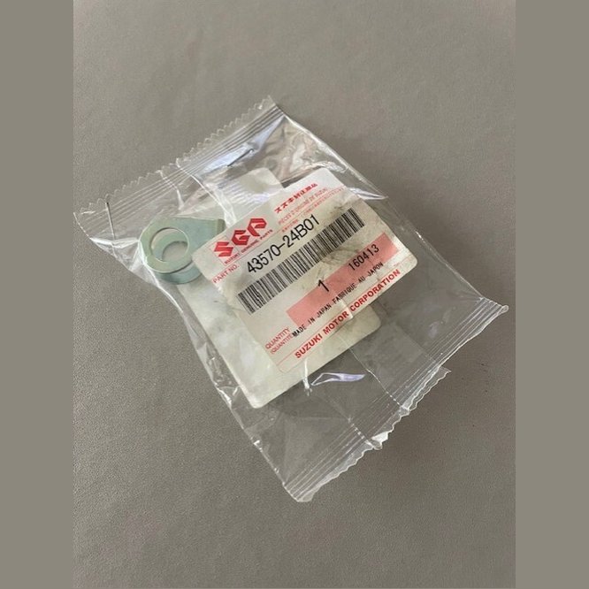 Suzuki Foot Peg 43570-24B01, image 1 of 3
